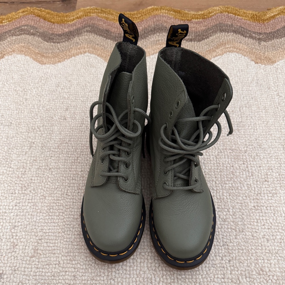 New Dr Marten 1460 Pascal Boots